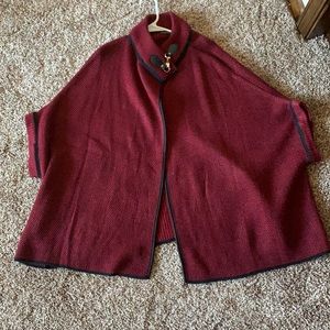 One Size red and black knit cape